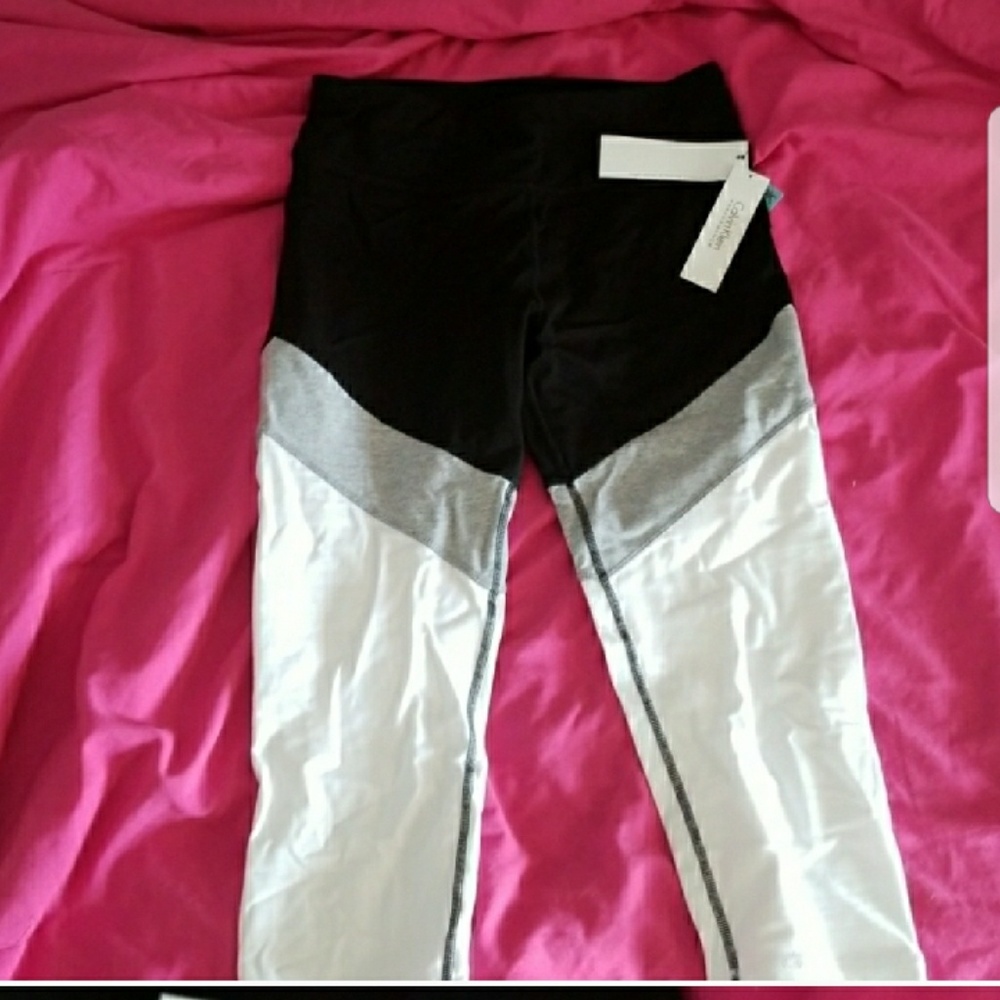 Calvin Klein compression legging